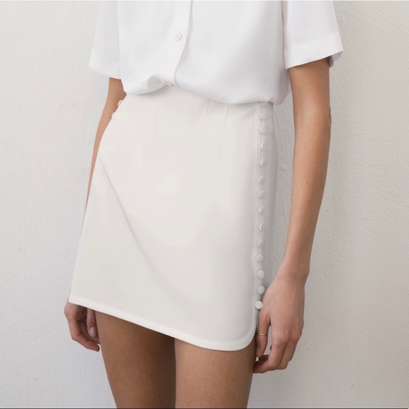 NWT Zara Off White Mini Skirt with Side Buttons Size L - Picture 1 of 7